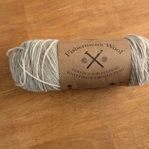 *Destash* Lions Brand Fishermen's Wool In Oatmeal (1 Skein)